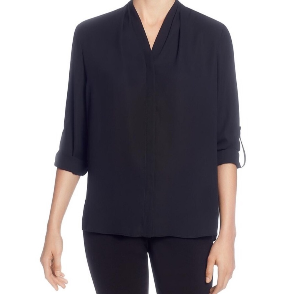 Tahari top